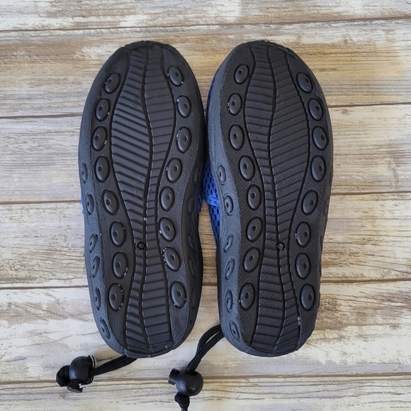 Boys Blue Pull-On Quick Dry Mesh Traction Sole Water Shoes Size 1 Easy USA Brand - Picture 10 of 10